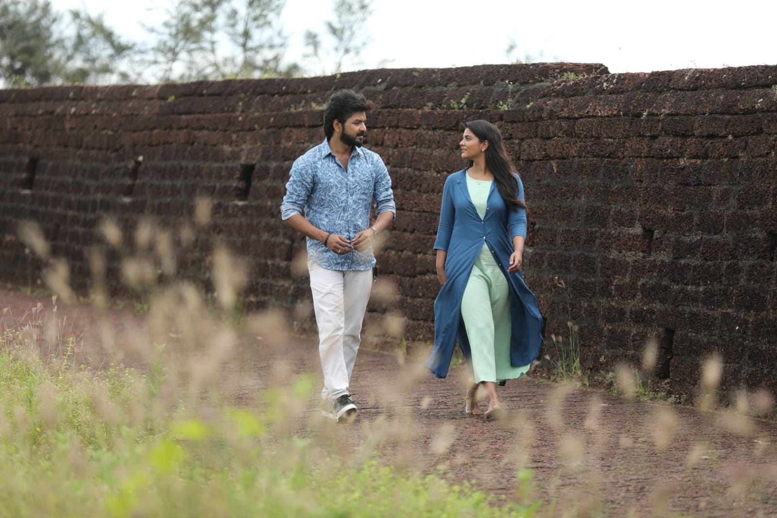 விமர்சனம்: தீராக்காதல்