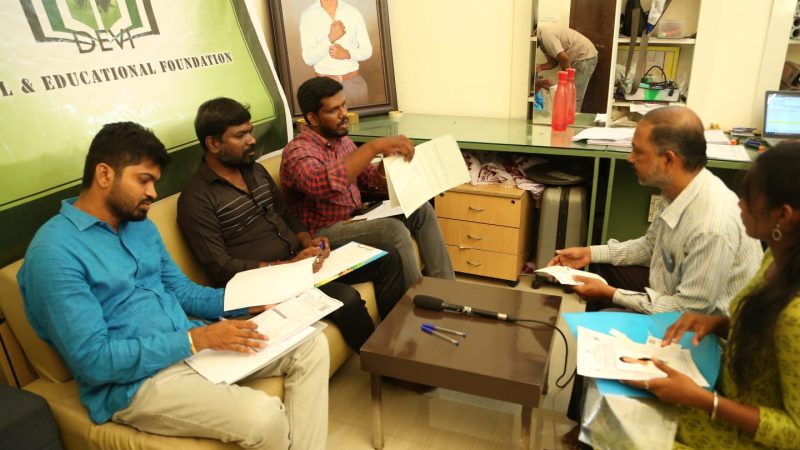 +2 தேர்வில் தேர்ச்சி பெற்ற மாணவர்களுக்கு நடிகர் விஷால் தேவி அறக்கட்டளை சார்பில் உதவி…