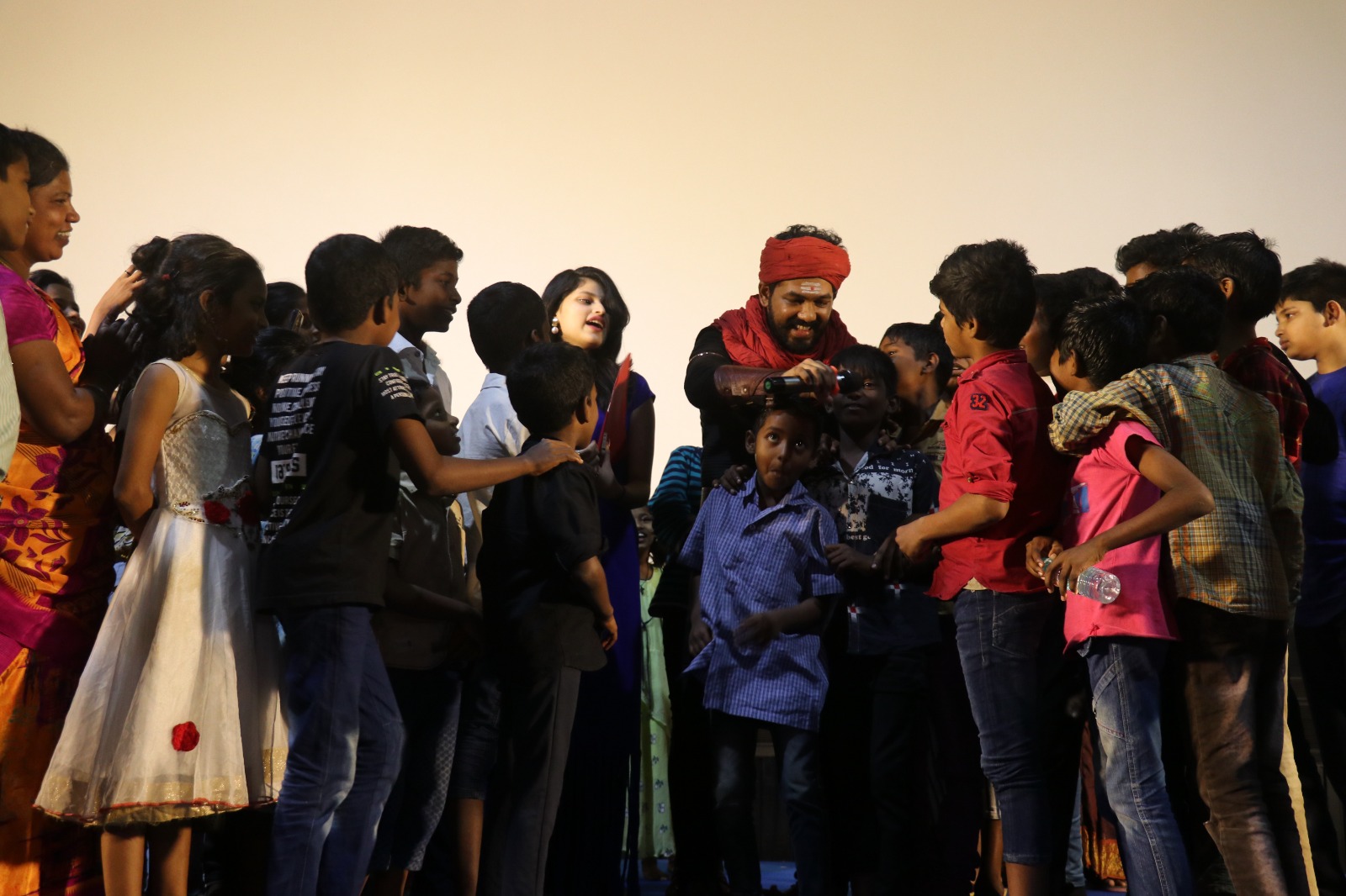 குழந்தைகளுக்காக பிரத்யேகமாகத் திரையிடப்பட்ட ‘வீரன்’ திரைப்படம்!