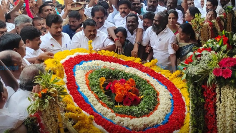 தியாகி இமானுவேல் சேகரன் நினைவிடத்தில் அரசு சார்பில் அமைச்சர் உதயநிதி ஸ்டாலின் மரியாதை