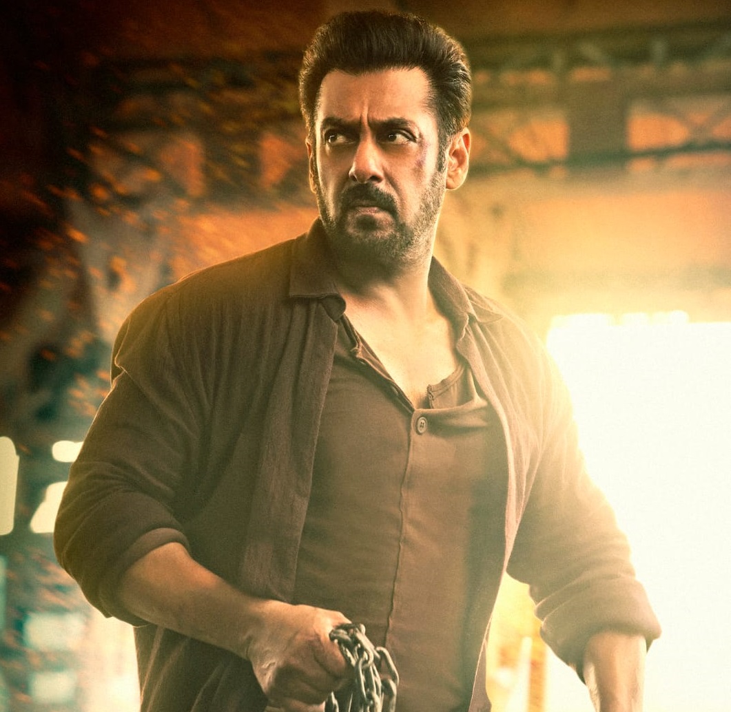 ‘டைகர்-3’ மிரட்டும் தோற்றத்தில் சல்மான்கான் அக்-16 டிரைலர் வெளியீடு.!