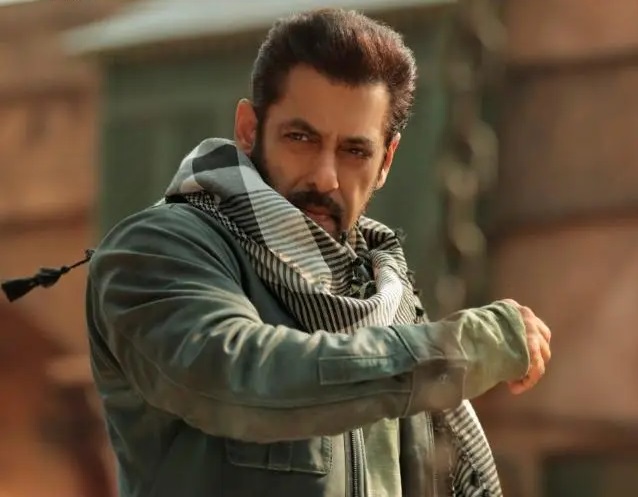 “டைகர் 3” 400 கோடி வசூல் செய்து சாதனை.!