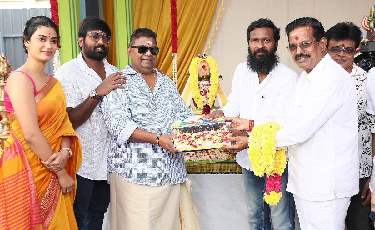 விஜய் சேதுபதி நடிக்கும் ’ட்ரெயின்’  பூஜையுடன் தொடக்கம்!