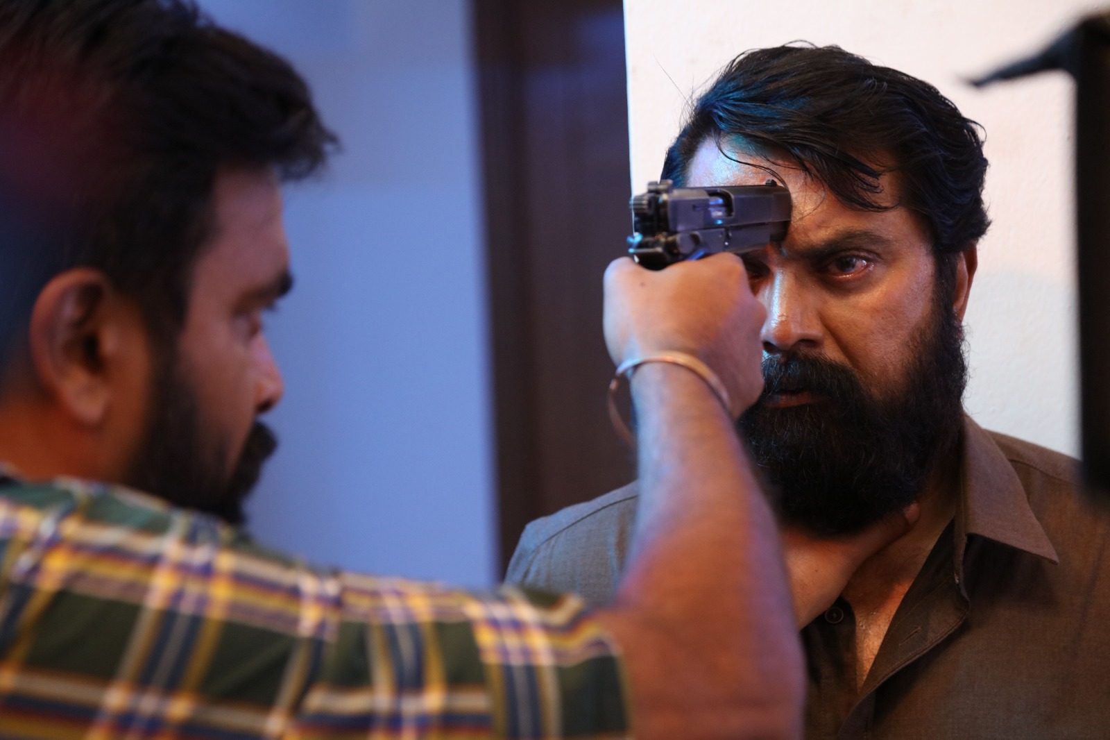 சசிகுமார்- சரத்குமார் நடிக்கும்  ‘நா நா’ திரைப்படம் டிசம்பர் 15ஆம் தேதி வெளியீடு!