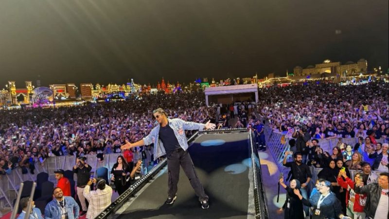 ’டங்கி’ படத்திற்காக துபாய் சென்ற ஷாருக்கான் !