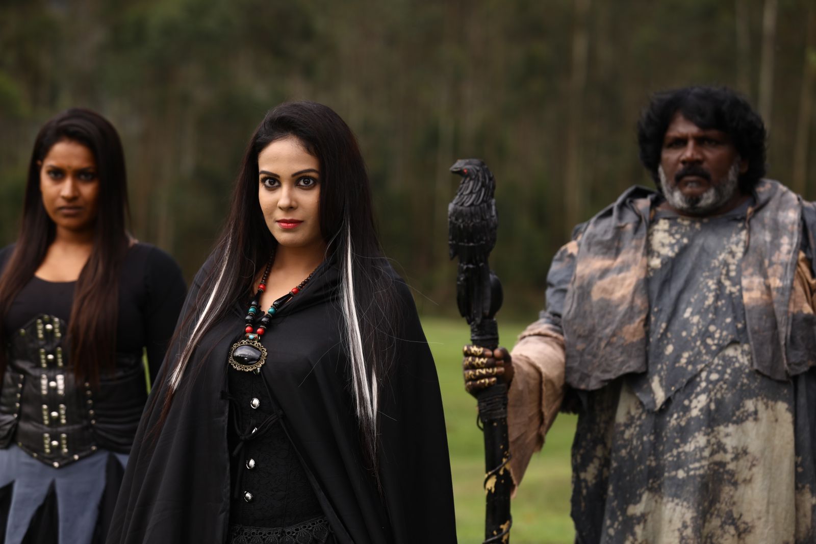 தமிழர் வரலாற்றின் அழிந்துப்போன ஆதி உயிரினமான‘யாளி’-யை கண் முன் நிறுத்தும் ‘கஜானா