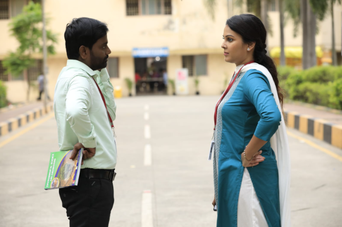 ஆலகாலம் திரைப்படம் உருகுலைக்கும் ஓர் உண்மையின் கருவை மையமாக வைத்து உருவாகியிருக்கிறது.