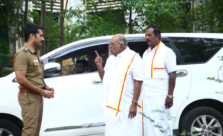 ஒரு நொடி விமர்சனம்