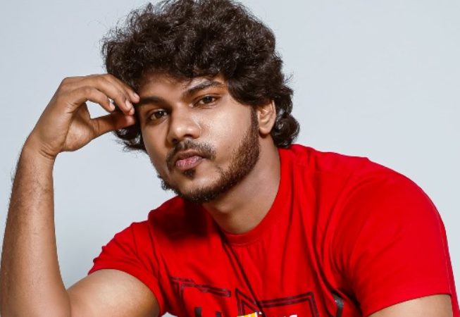 அறிமுகமான ‘ஹரா’ படத்திலேயே முத்திரை பதித்த நடிகர்  சந்தோஷ் பிரபாகரன்..!