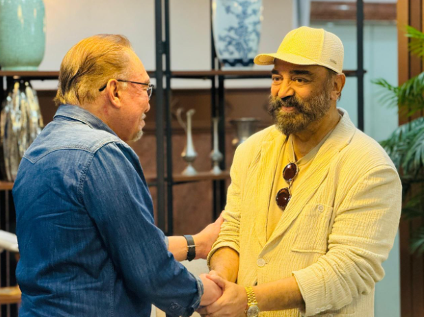 மலேசிய பிரதமரை சந்தித்த கமல்ஹாசன்!