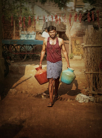 57வது வேர்ல்ட் ஃபெஸ்ட் ஹூஸ்டன் ரெமி விருது 2024 இல் வெளிநாட்டுத் திரைப்படத்திற்கான வெண்கலப் பதக்கத்தை வென்ற ‘பராரி’