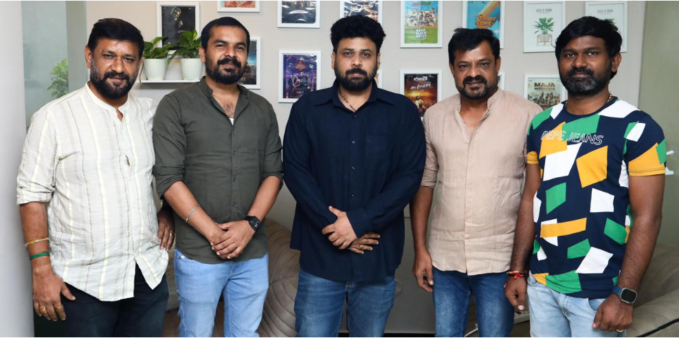 தளபதி விஜய்யின் கோட் படத்தை வெளியிட்ட ரோமியோ பிக்சர்ஸ் நிறுவனம் அடுத்ததாக “சார்” படத்தை வெளியிடுகிறது!!