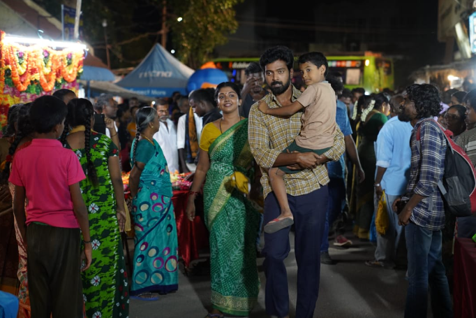 ‘தீபாவளி போனஸ்’: திரைப்பட விமர்சனம்