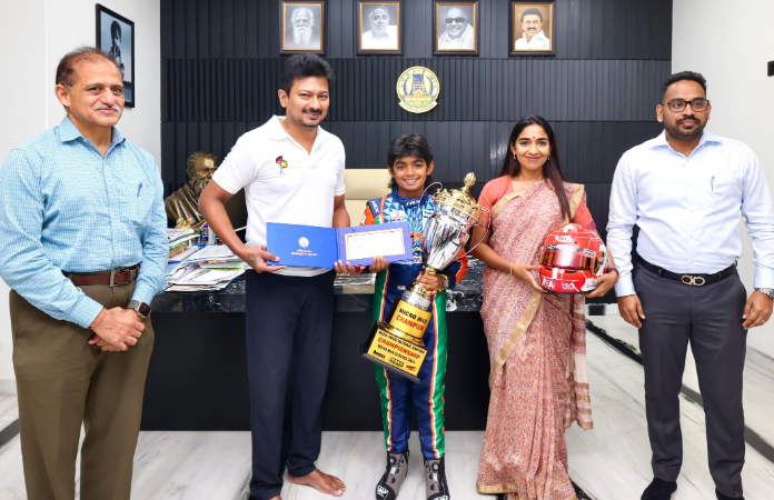 கார்ட்டிங் இளம் சாதனையாளர் ரிவானுக்கு அமைச்சர் உதயநிதி நிதி உதவி!