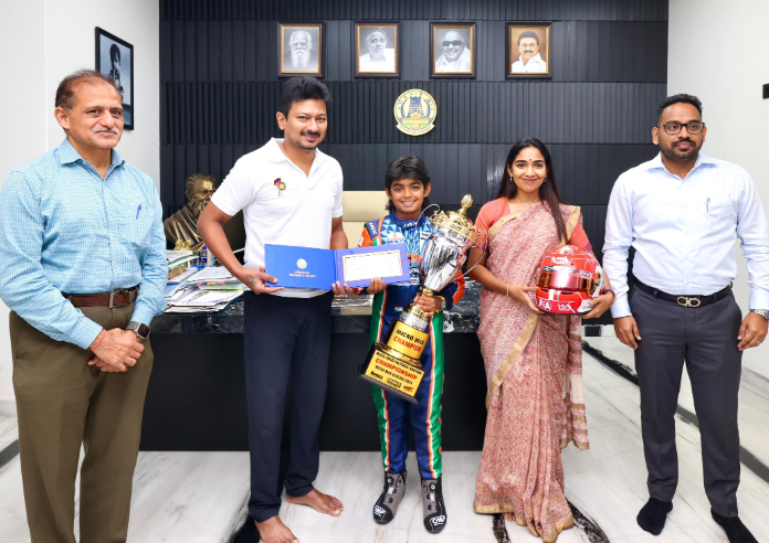 கார்ட்டிங் இளம் சாதனையாளர் ரிவானுக்கு அமைச்சர் உதயநிதி நிதி உதவி!