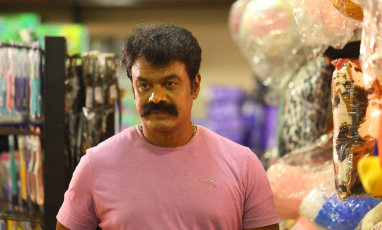 எக்ஸ்ட்ரீம்: திரைப்பட விமர்சனம்: அதிரடி த்ரில்லர்