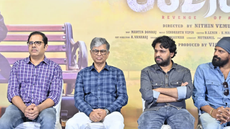 “கெட்டவன் எல்லாம் ஹீரோவா இருக்கான்!”: ‘கூரன்’ விழாவில் யாரைச் சொன்னார்எஸ்.ஏ.சி.?