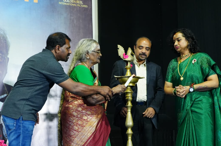 டேனியல் பாலாஜி நடித்த கடைசி படமான ‘ஆர் பி எம் (RPM) ‘ படத்தின் டிரெய்லரை அவரது தாயார் வெளியிட்டார்