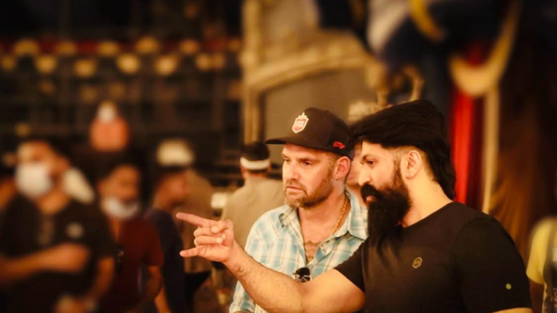 ‘ராக்கிங் ஸ்டார்’ யாஷ் நடிக்கும் திரில்லர்  ‘டாக்ஸிக் : ஏ ஃபேரிடேல் ஃபார் க்ரோன்-அப்ஸ்’ படத்தை பாராட்டிய ஹாலிவுட் அதிரடி இயக்குநர் ஜே ஜே ஃபெர்ரி