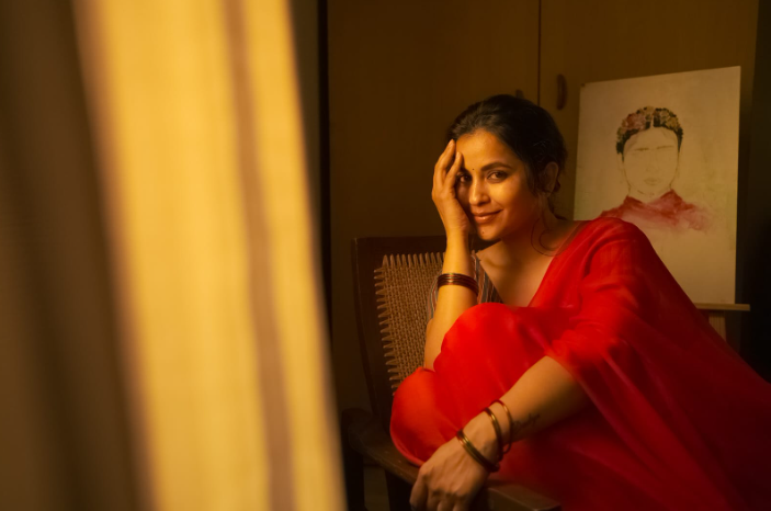 “நானும் ரவுடிதான்…!”:  மனம் திறக்கிறார்  தமிழில் அறிமுகமாகும் ‘HIT 3’ புகழ் கோமலி!