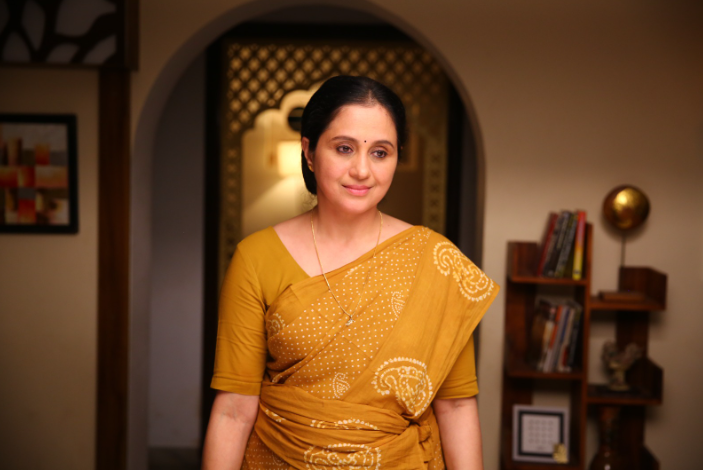 ‘ஆஹா’ ஓடிடி தளத்தில் வரவேற்புடன் ஸ்ட்ரீமிங் ஆகும் தேவயானியின் ‘நிழற்குடை’