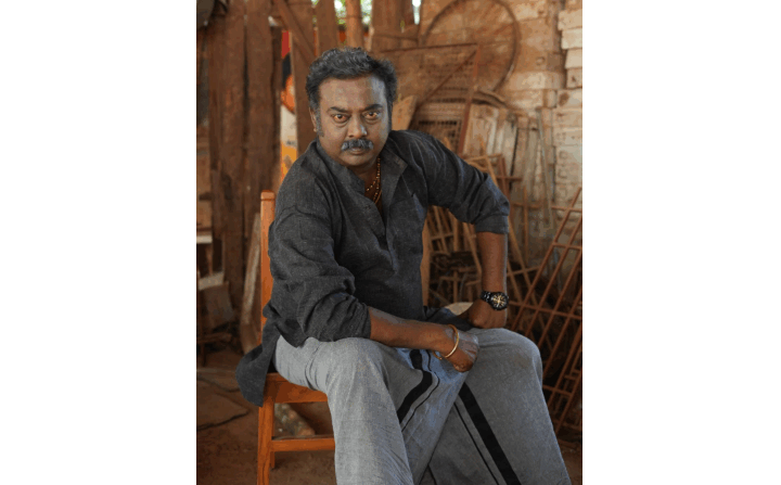 சஸ்பென்ஸ், திரில்லர் எமோஷன் கலந்து அதிரடி போலீஸ் படமாக உருவாகியுள்ள ‘போலீஸ் ஃபேமிலி’