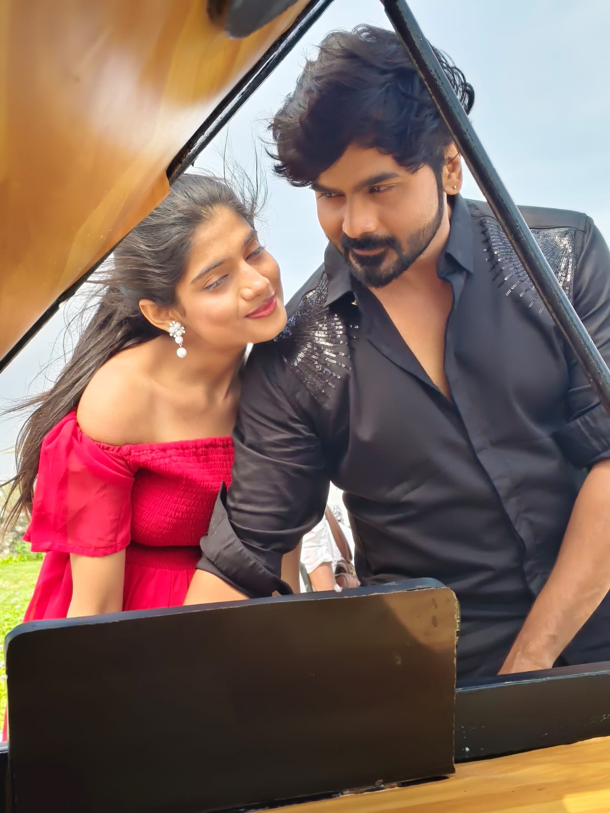 கிட்டி: காந்தி ஜெயந்தி  அன்று வெளியாகும் அதிரடி சைக்காலஜி த்ரில்லர்!