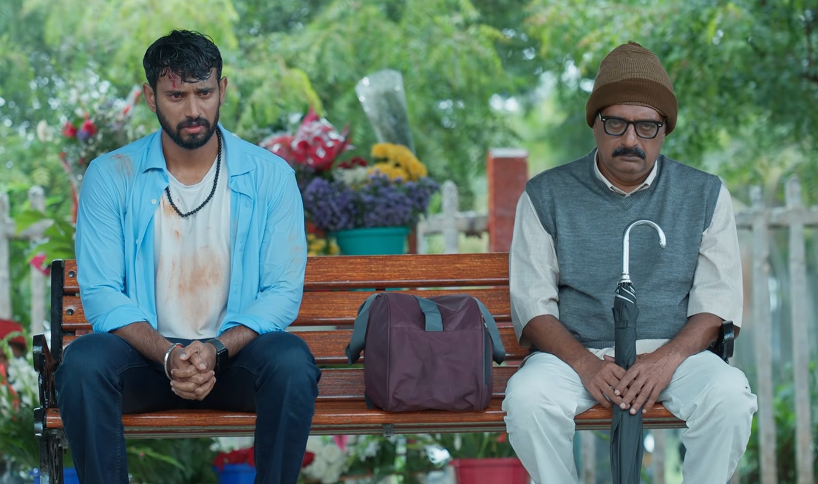 அப்பா – மகன் ‘எமோஷனல் ரைடு’: எகிற வைக்கும் ‘ஃபாதர்’ டீசர்!