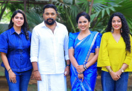 சசிகுமார் – ஹரி சந்தோஷ் கூட்டணியில் டிரைடென்ட் ஆர்ட்ஸின்  குடும்பத் த்ரில்லர்!